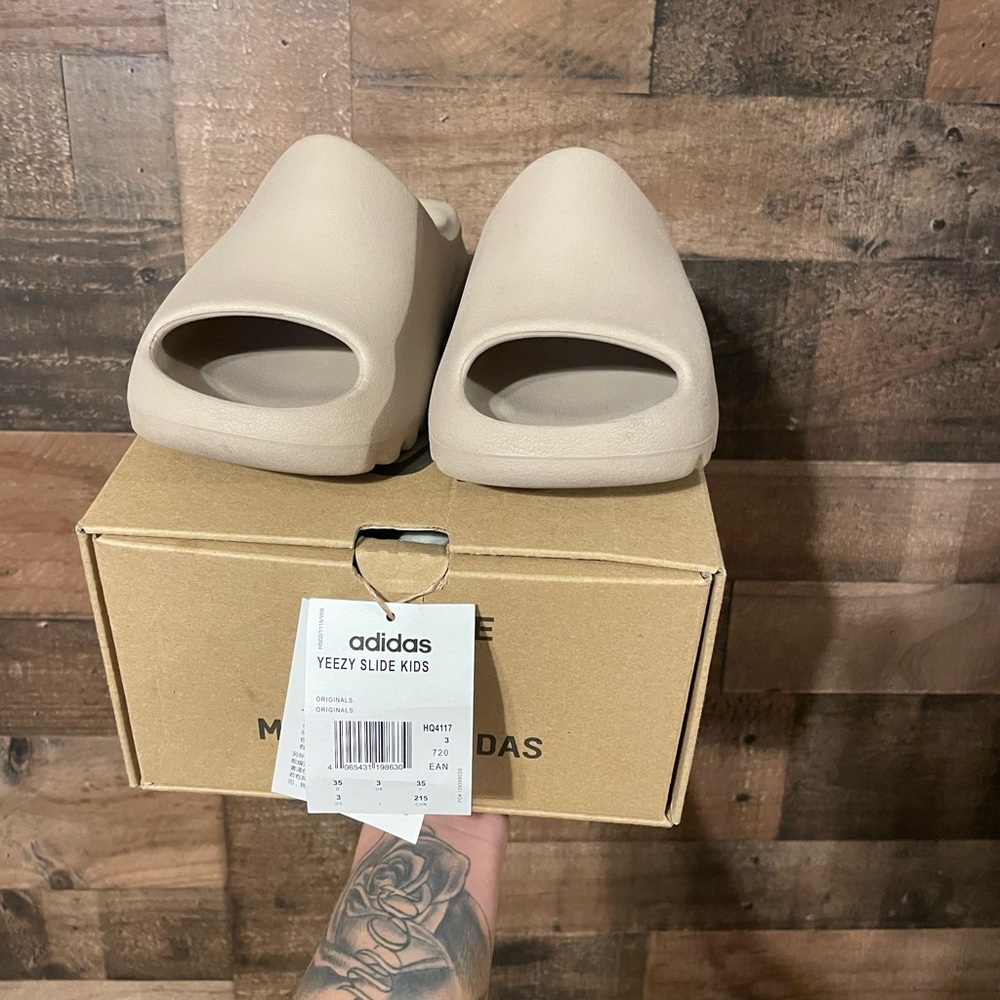 Kid Yeezy Slides